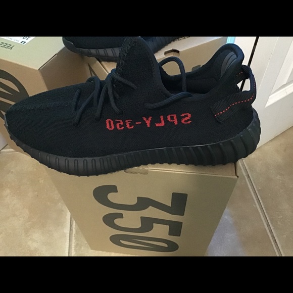 DS Yeezy 350 v2 Bred - Picture 1 of 4